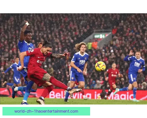 努涅斯在利物浦连续错失关键单刀球引球迷担忧锋线效率